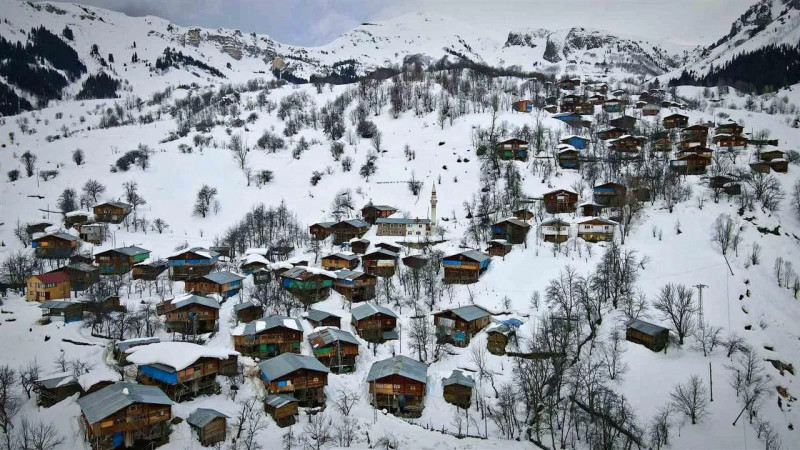 Artvin Maden Köyü Fotoğraf Etkinliği: Sanatçılar Saliçor'da!